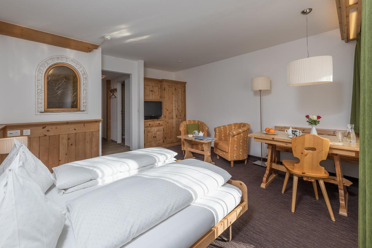 Hotel Seraina Sils Maria Esterno foto