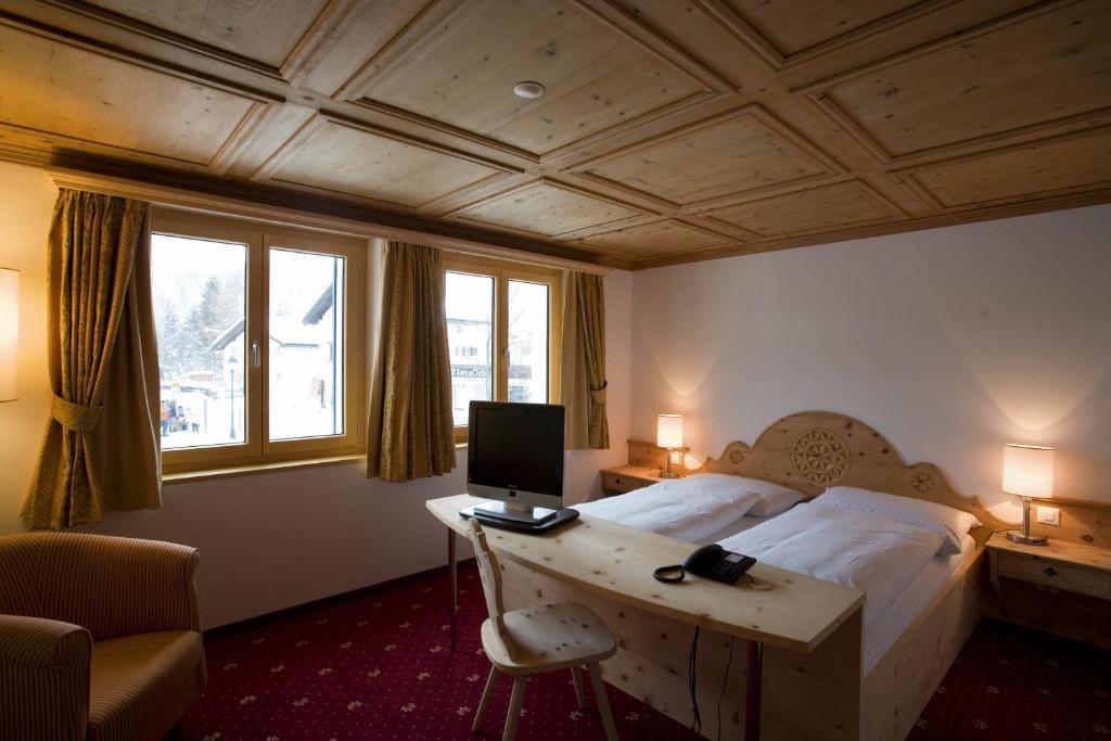 Hotel Seraina Sils Maria Esterno foto